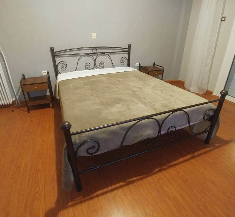 780