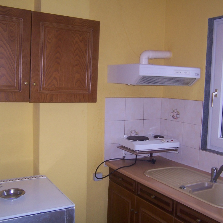 780