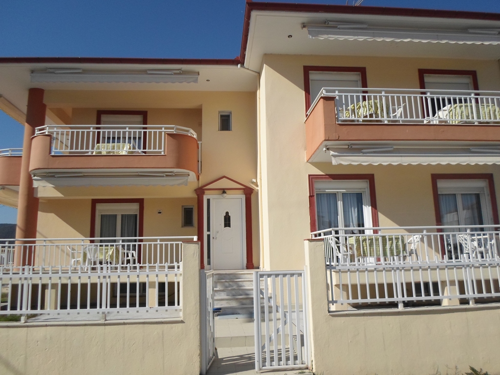 vila-dimitra-vrasna-paralia-1