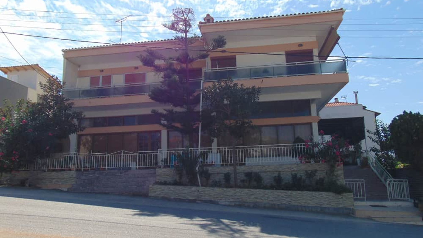 1547059756-Leto_Grcka_apartmani_nea_roda_atos_1