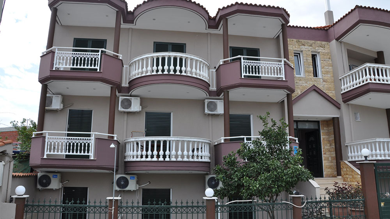 Vila-4-sesasos-new-Sarti-Sitonija-1