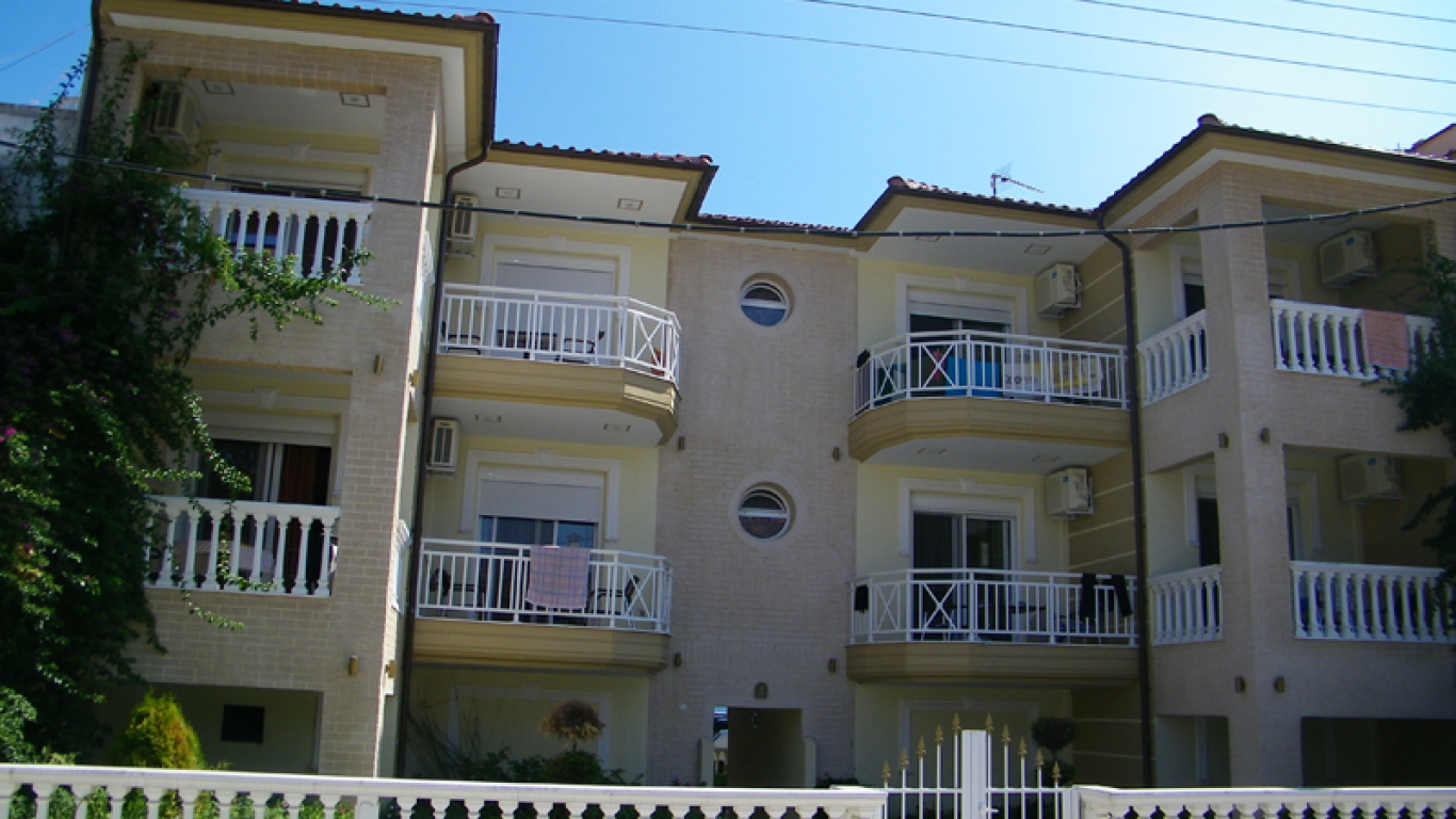 Vila-Spanos-Sarti-Sitonija-1
