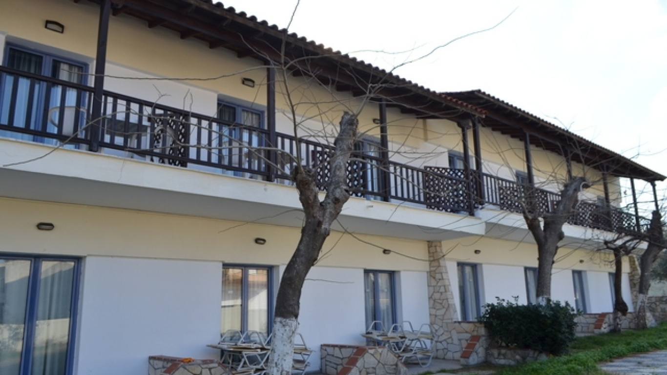 aparthotel-kosmas-polihrono-1