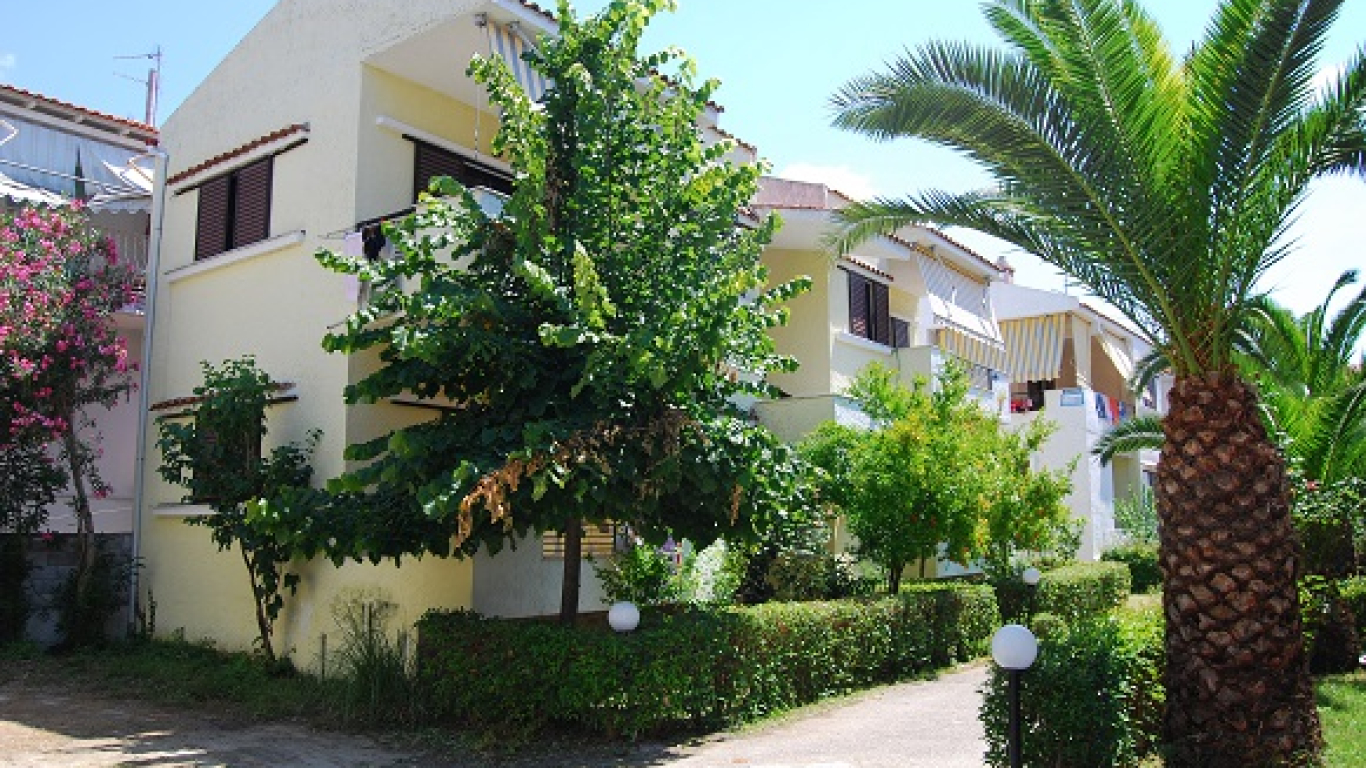 vila-Mariana-maria-pefkohori-1