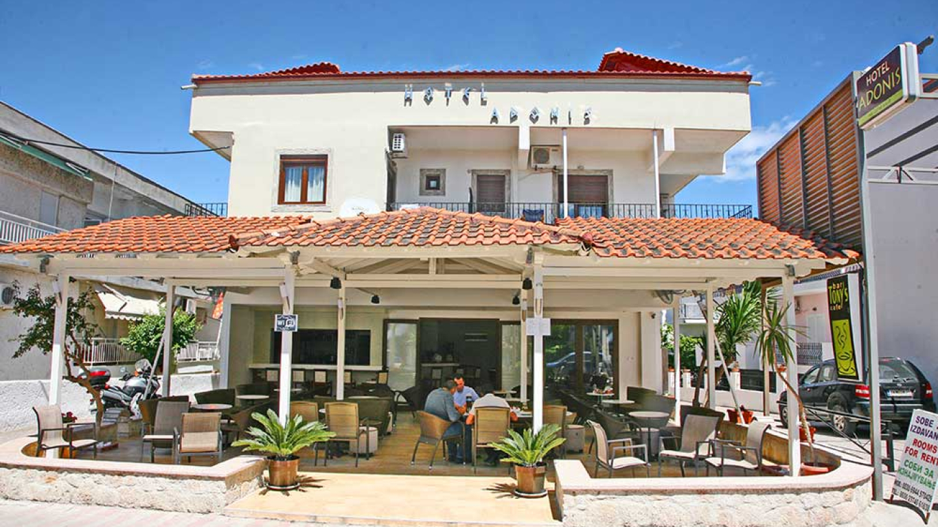 vila-adonis-pefkohori-1