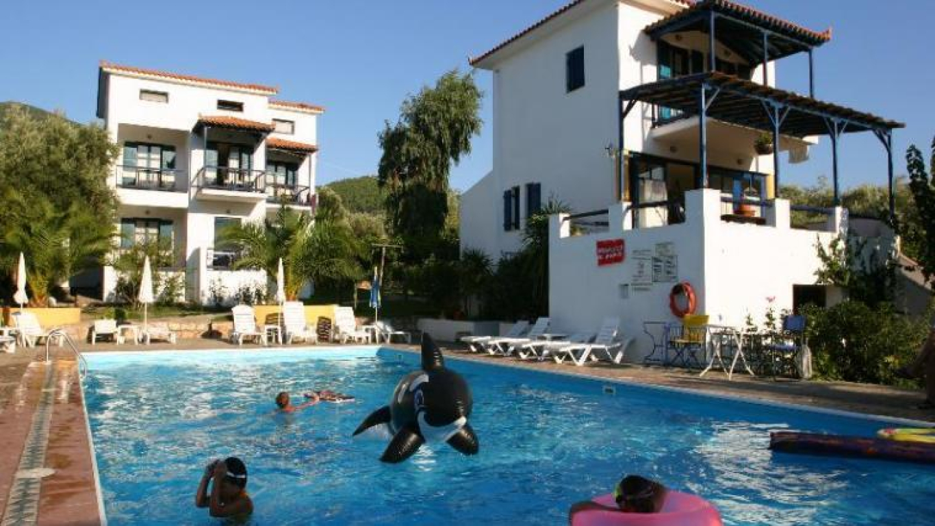 vila-aggelos-skopelos-1