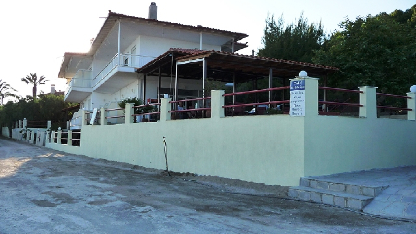 vila-alexandra-psakoudia-sitonija-1