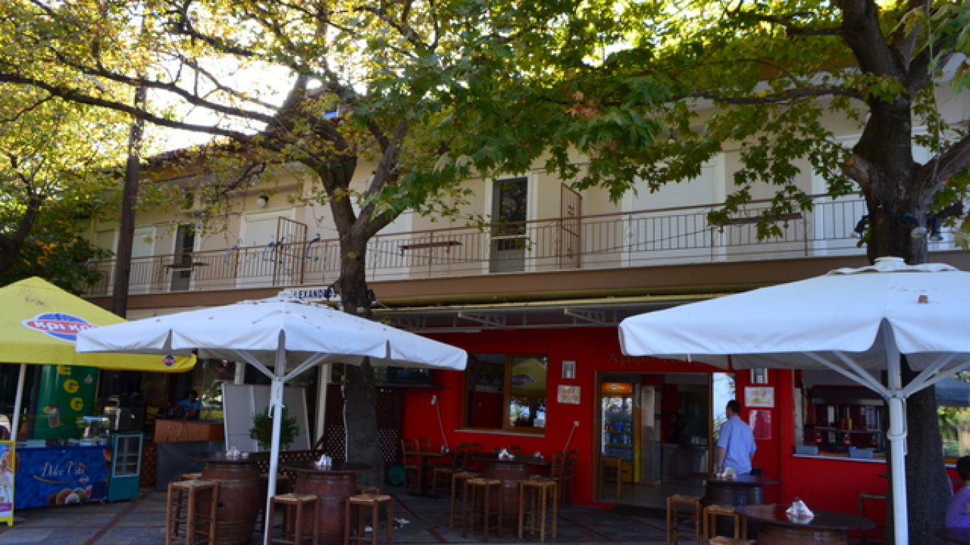 vila-alexandros-asprovalta-1