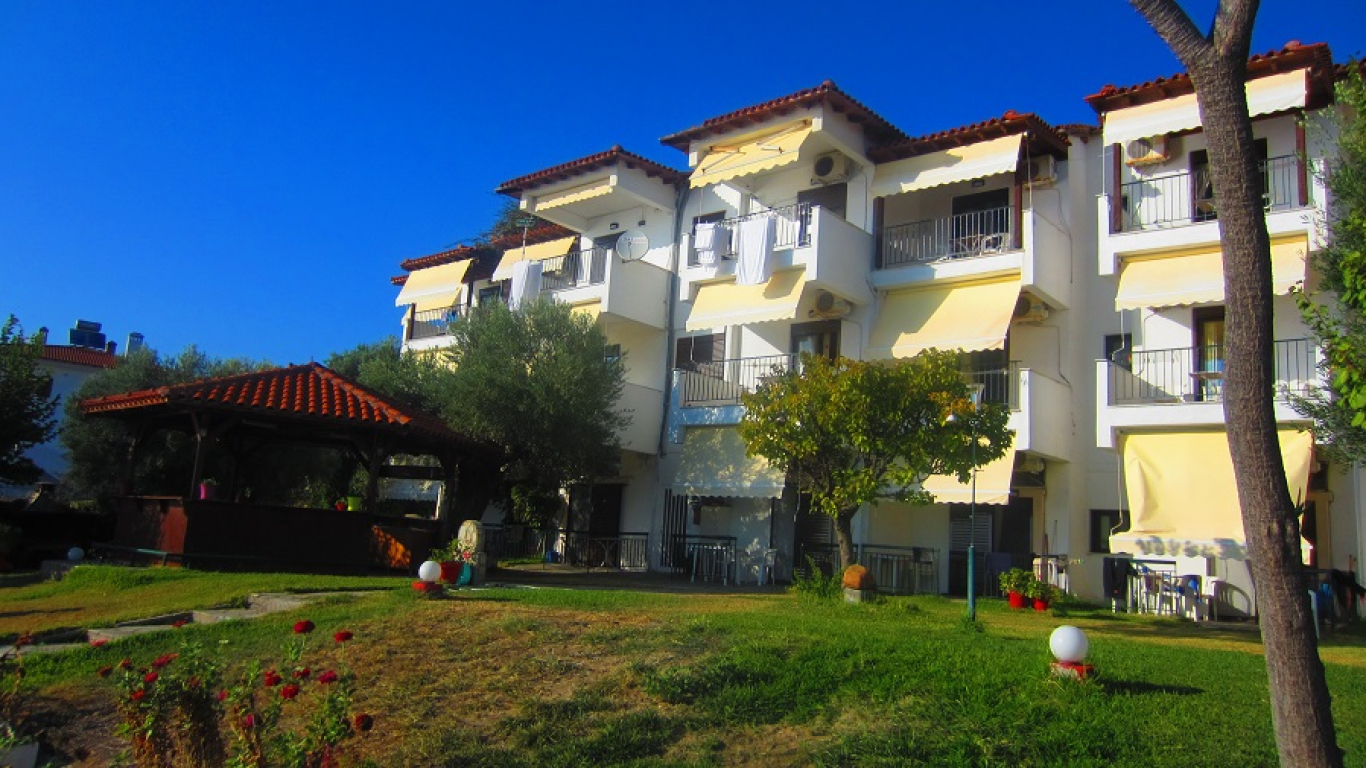 vila-alexiadis-lutra-1