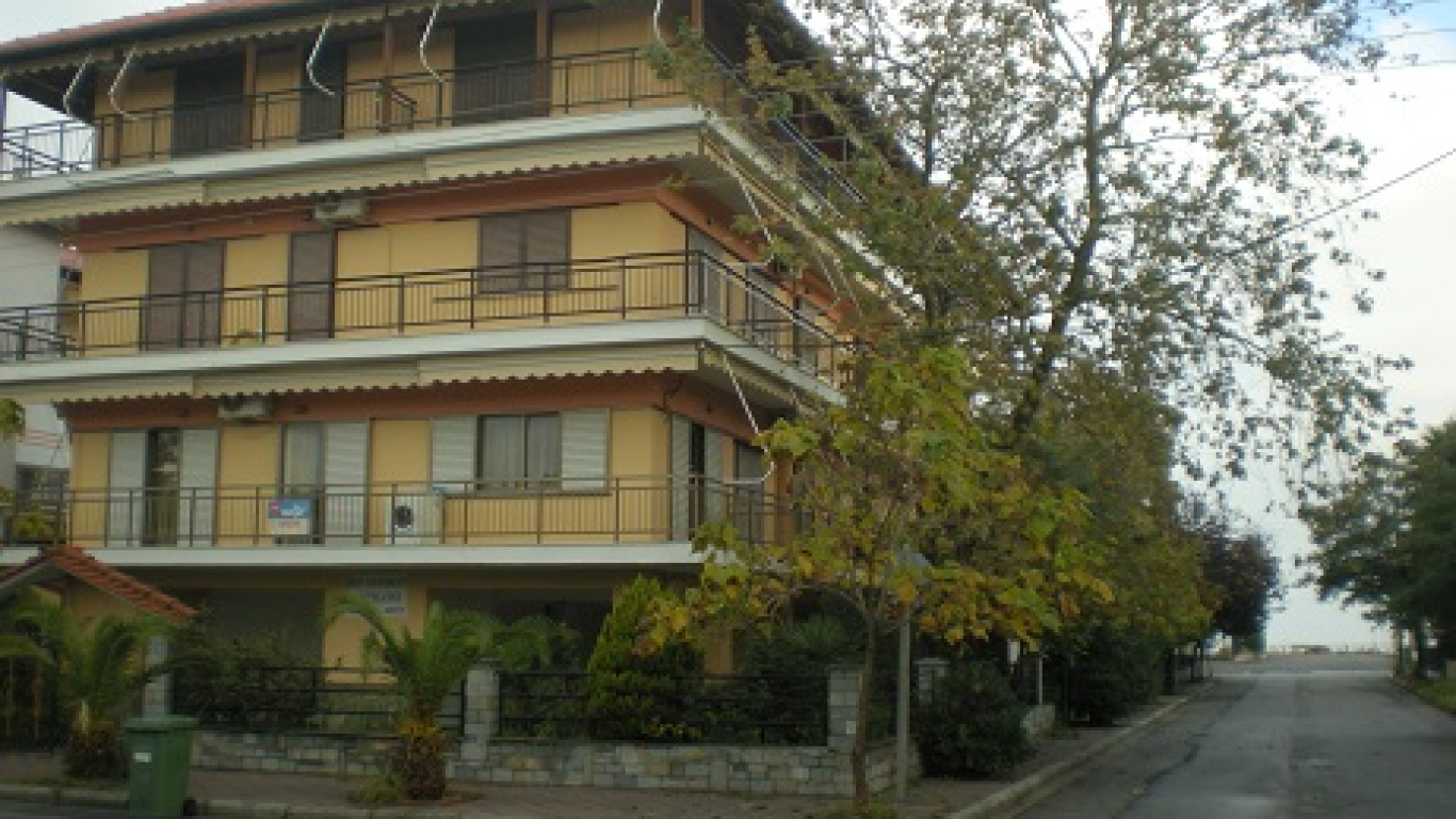 vila-antigoni-nei-pori-1