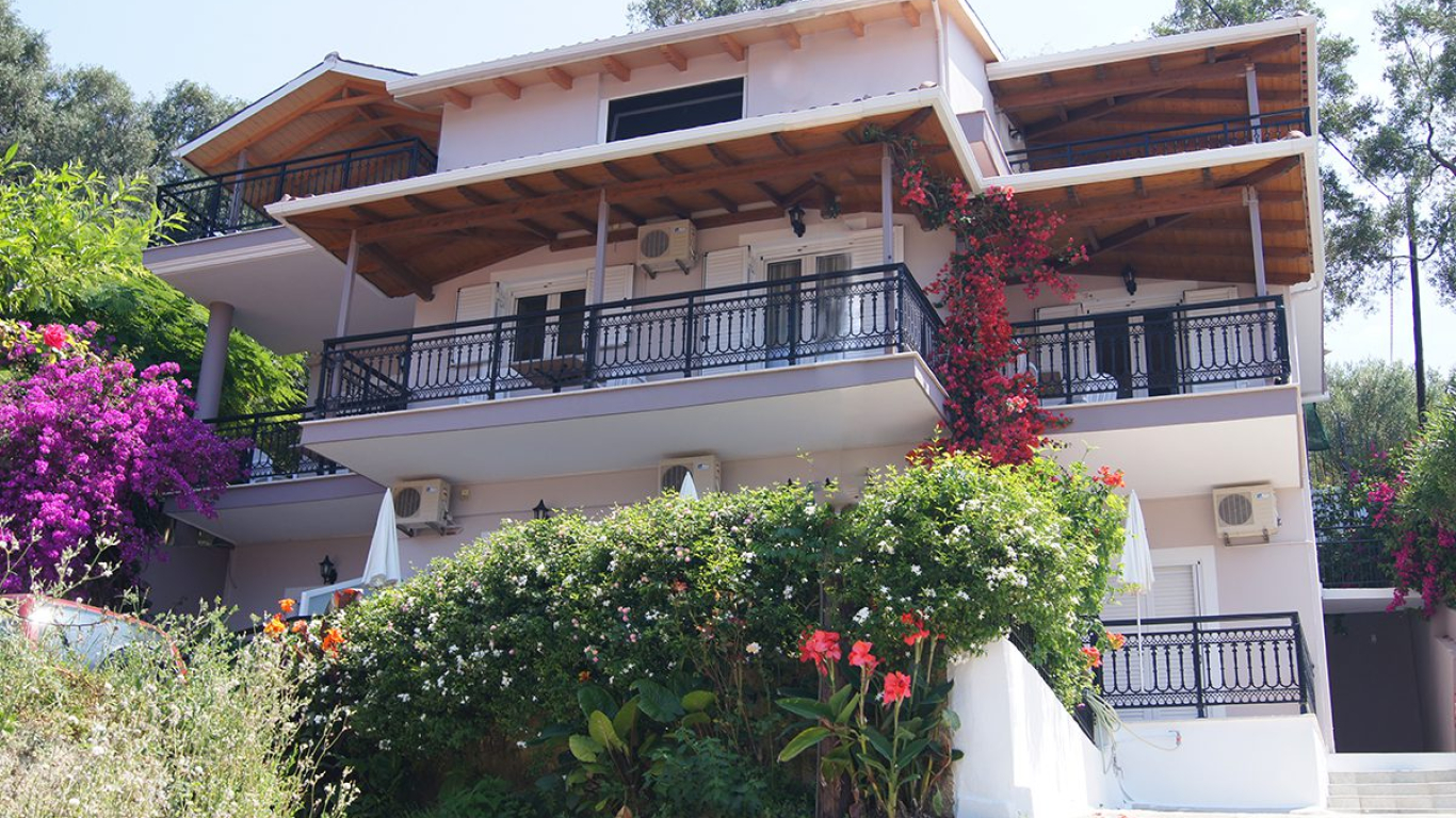 vila-chris-parga-1