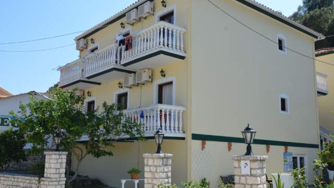 vila-fotis-parga-1