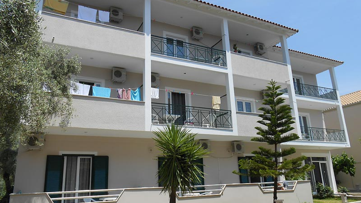 vila-gatsulis-lefkada-1