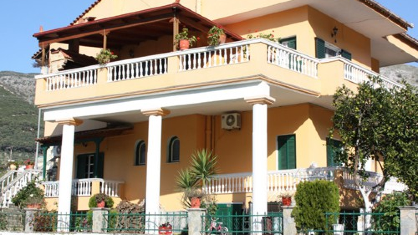 vila-hrisula-parga-1