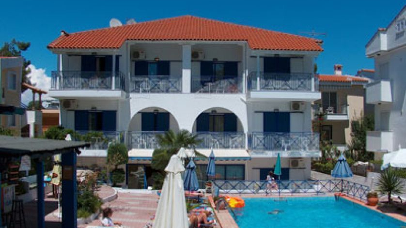 vila-makedonyan-sky-hanioti-1