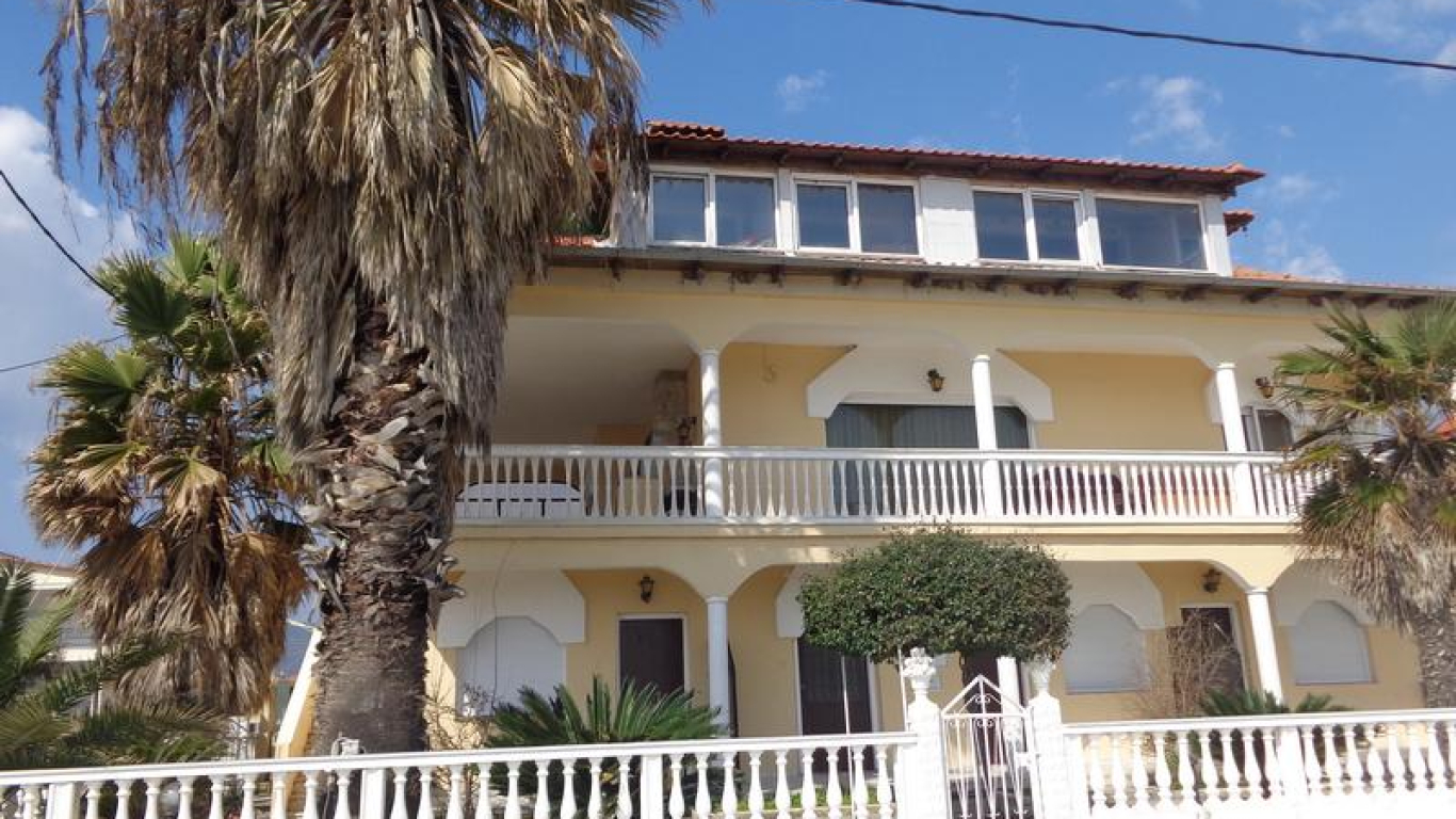 vila-marina-vrasna-paralia-1
