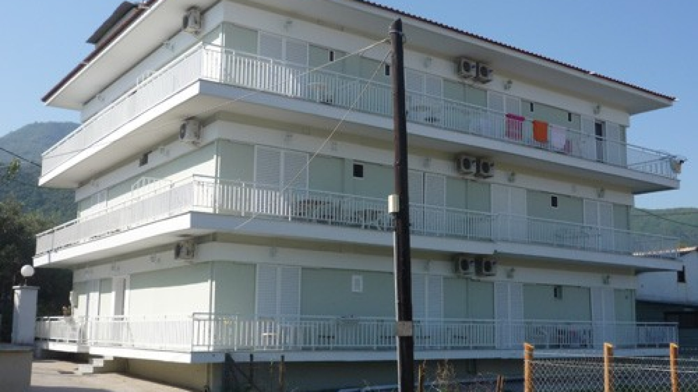 vila-mihalis-stavros-1