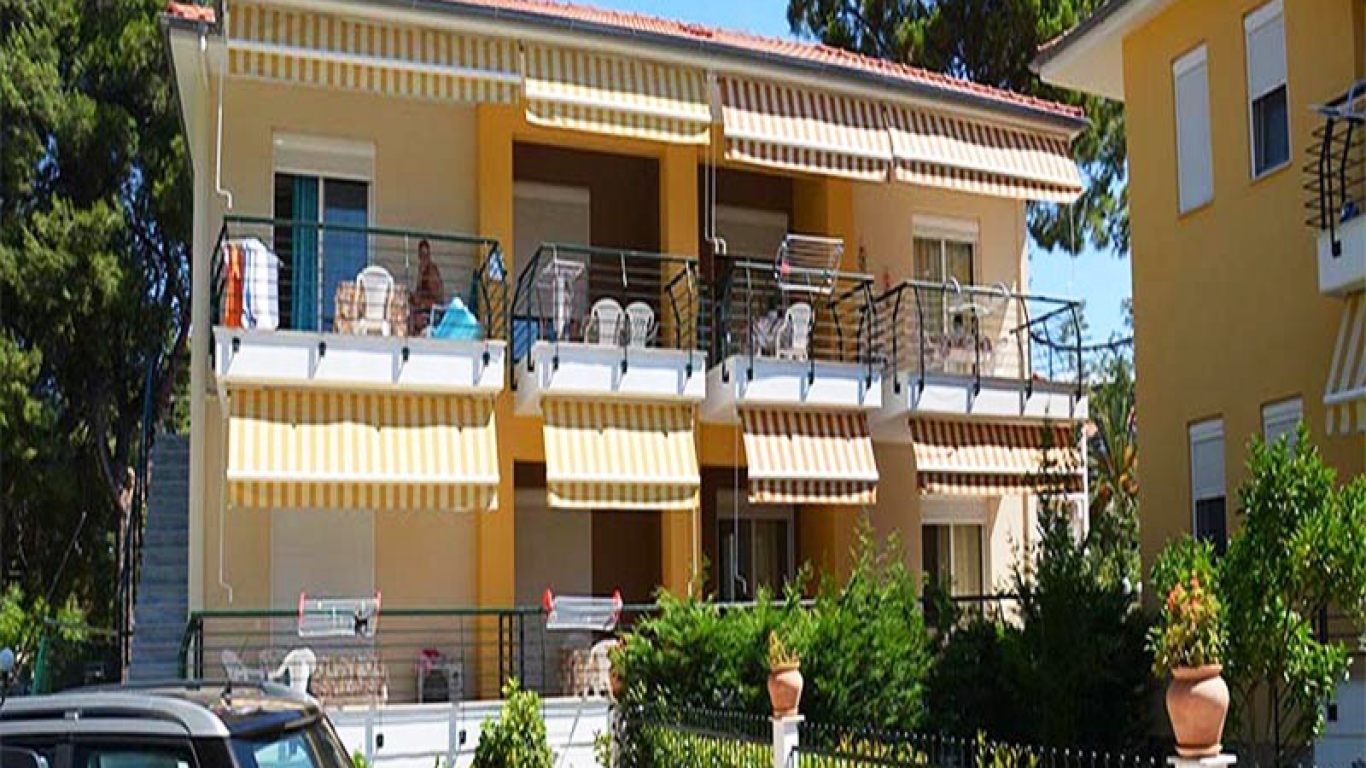 vila-nestoras-neos-marmaras-1