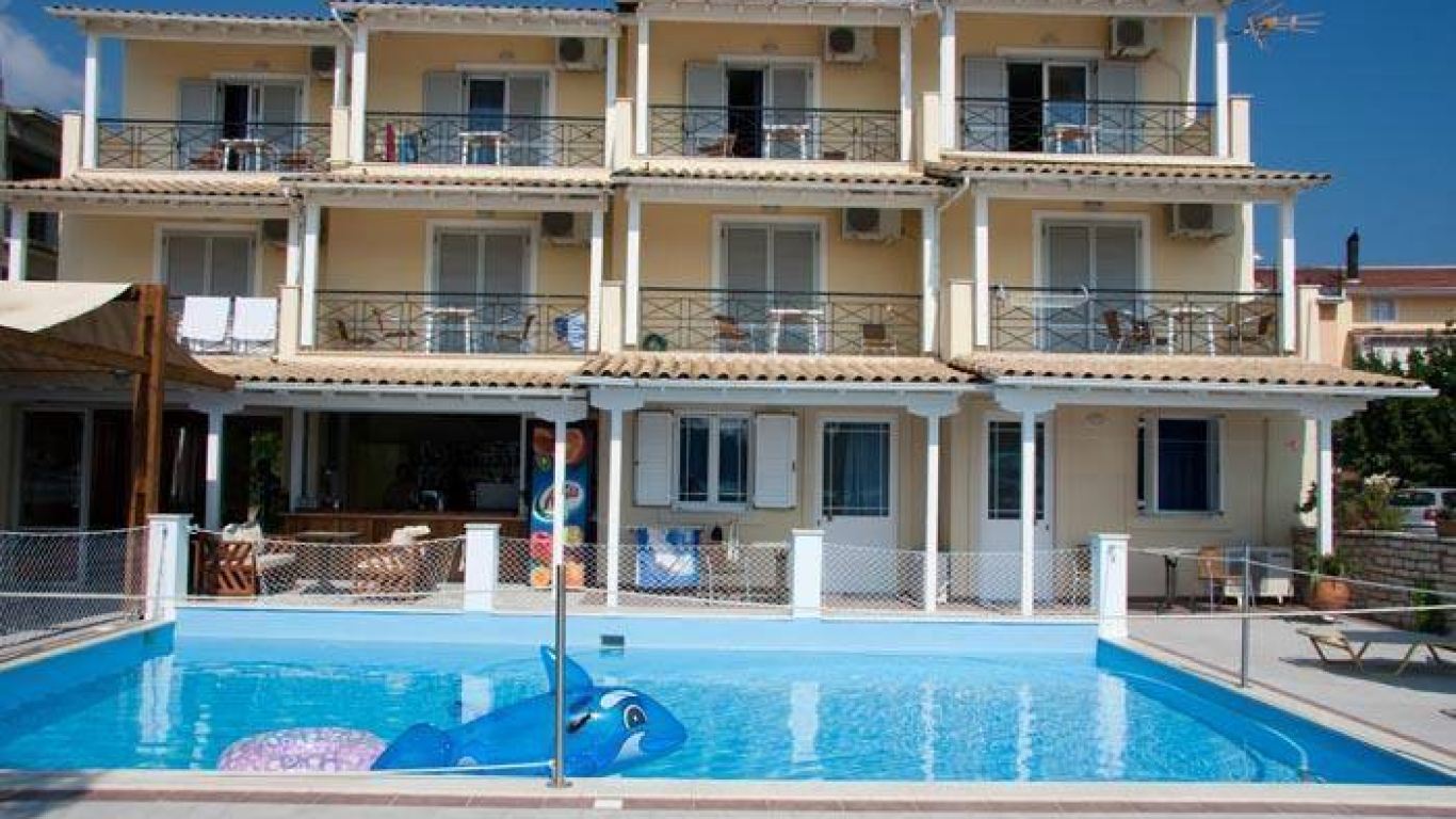 vila-nidri-bay-lefkada-1
