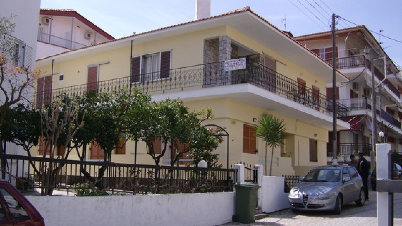 vila-nikos-hanioti-1