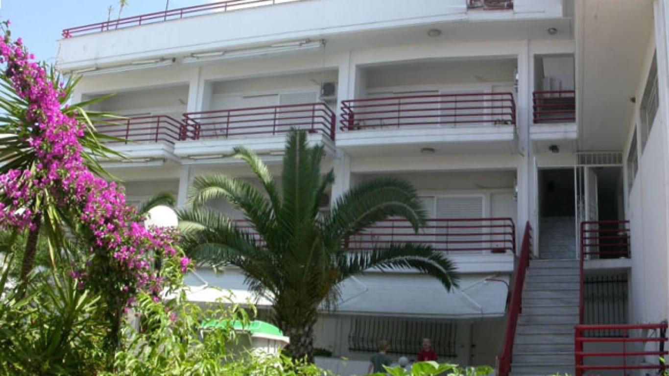 vila-petrakis-hanioti-1