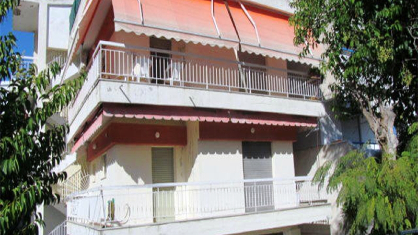 vila-petrina2-hanioti-1