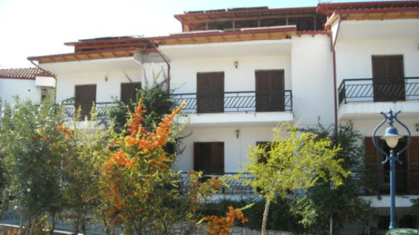 vila-rea-magda-polihrono-1